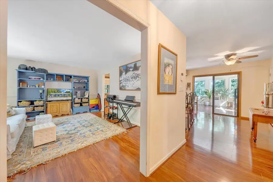 2160 La Bellevue Dr, Roanoke, VA 24012 - #3