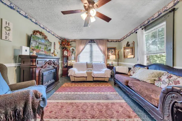 175 Lahue Dr, Wytheville, VA 24382