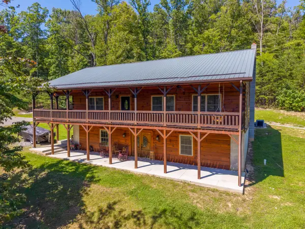 5809 Twine Hollow Rd, Salem, VA 24153
