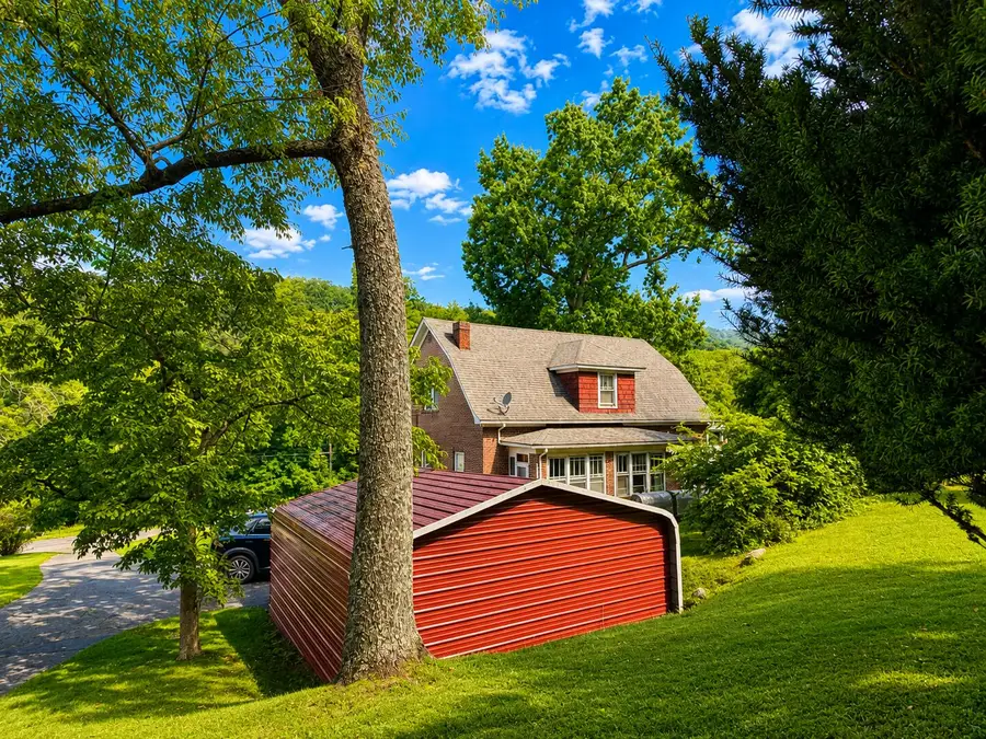 23 Byrd Hill, Hot Springs, VA 24445 - #3