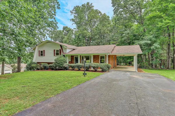 120 Forest Hill Ln, Rocky Mount, VA 24151