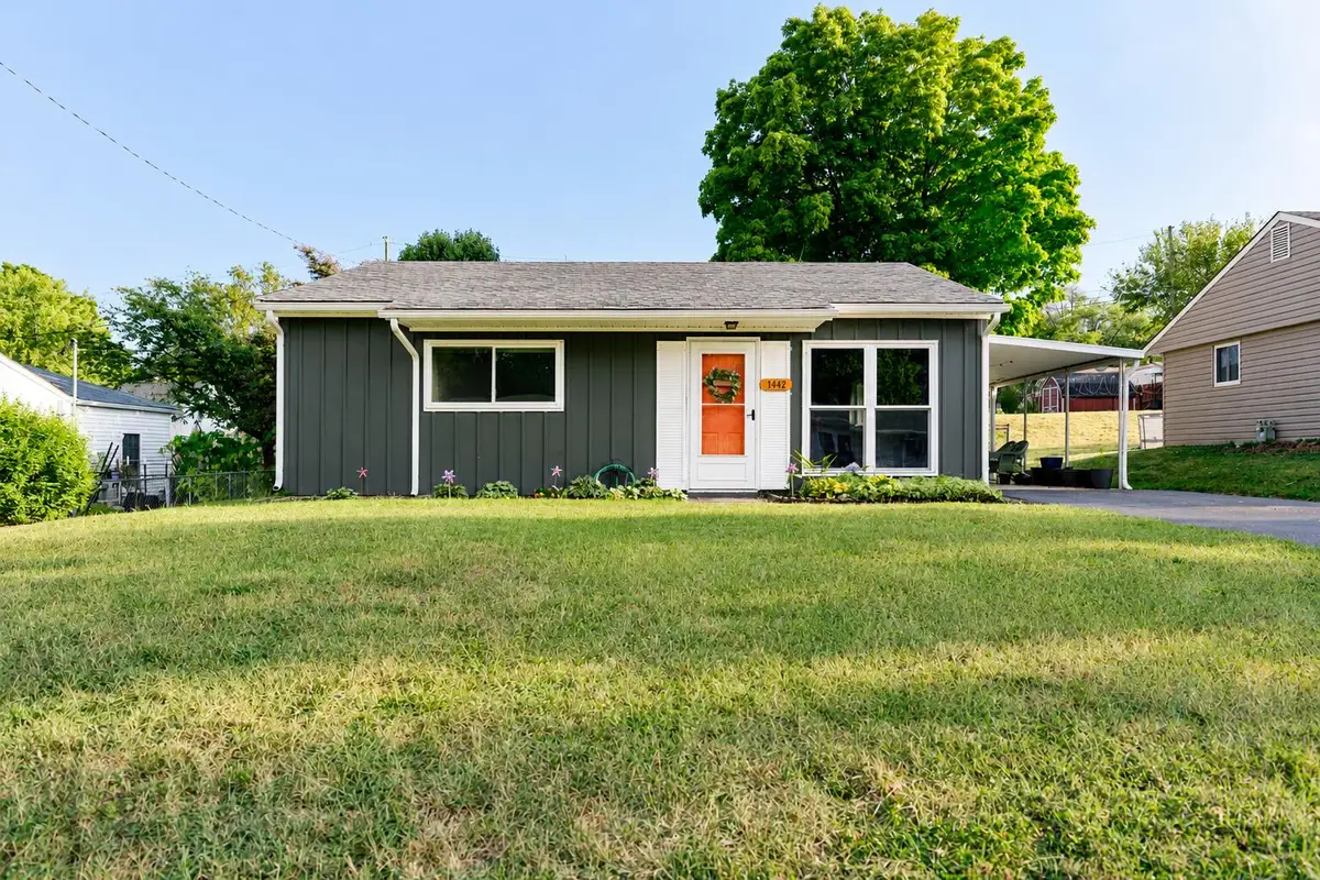1442 Antrim, Salem, VA 24153 - #1