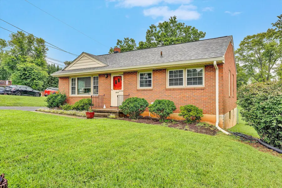 3604 Manassas, Roanoke, VA 24018 - #3