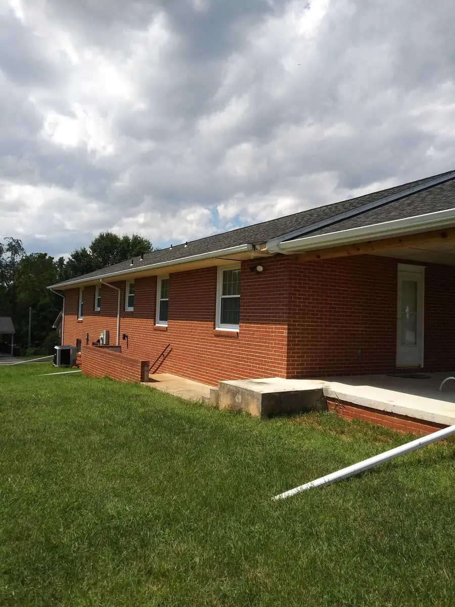 504 Bryan, Vinton, VA 24179 - #3