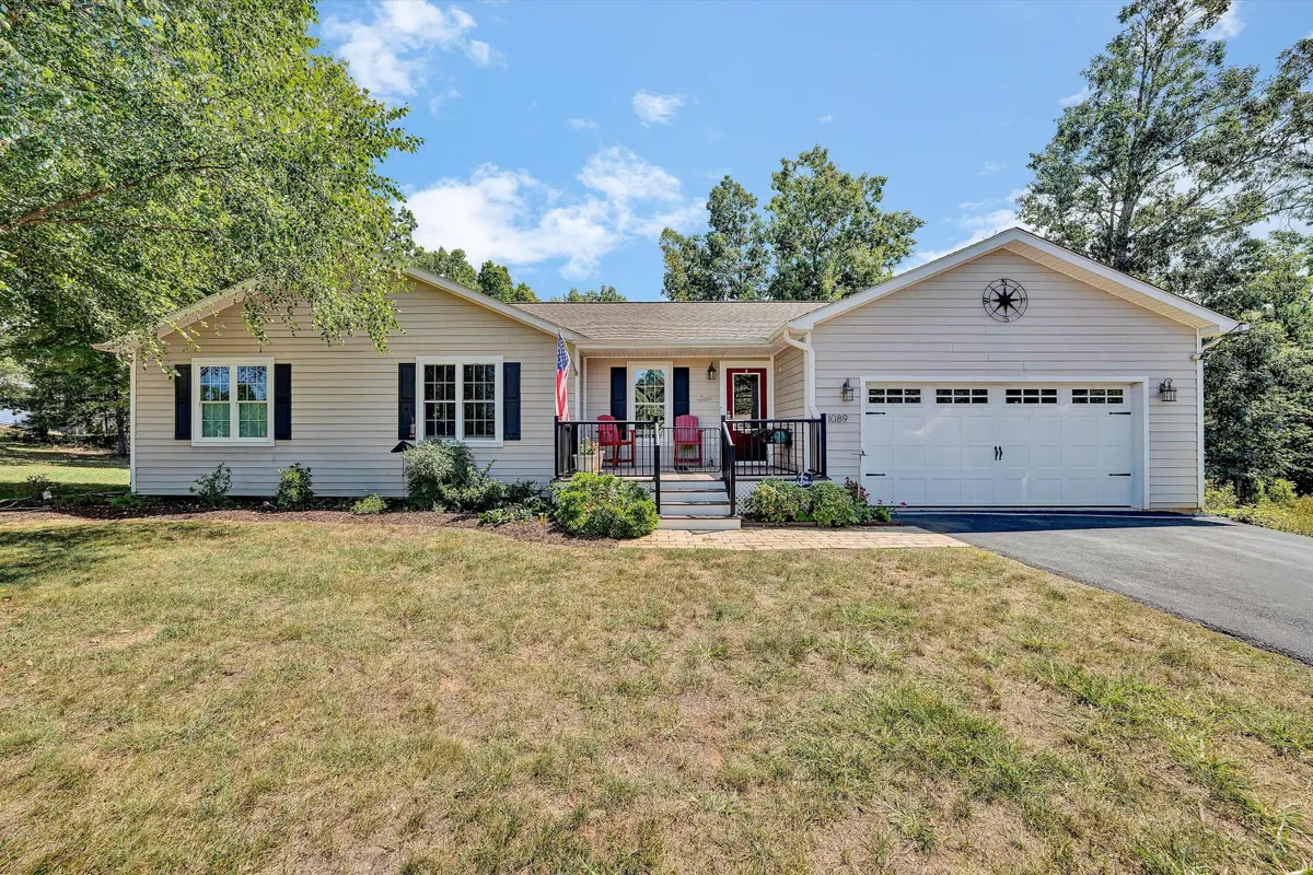 1089 Marie, Huddleston, VA 24104 - #1