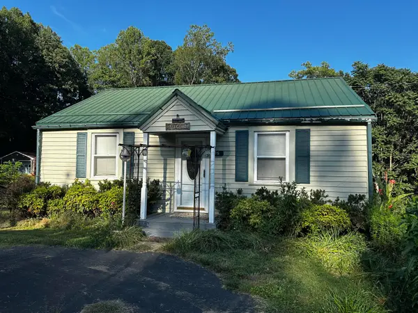 75 Johnson, Martinsville, VA 24112