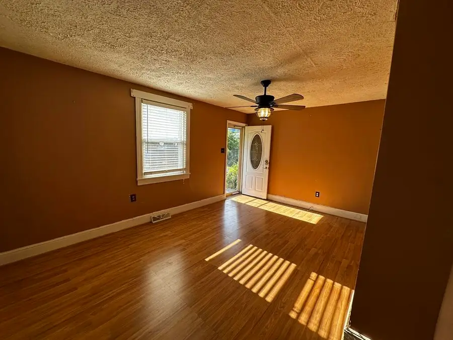 75 Johnson, Martinsville, VA 24112 - #3