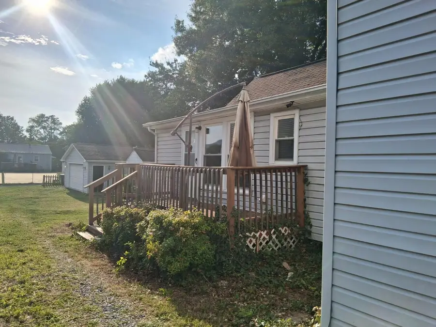 415 Chestnut, Salem, VA 24153 - #2