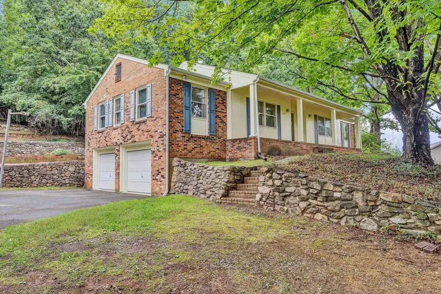 3401 Kenwick, Roanoke, VA 24018 - #3