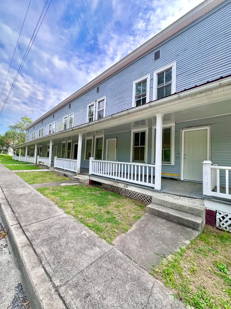 708 Brussels, Clifton Forge, VA 24422 - #3