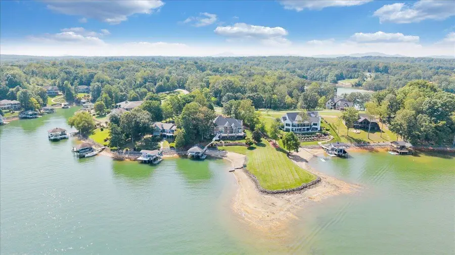 500 Oak Point, Moneta, VA 24121 - #3