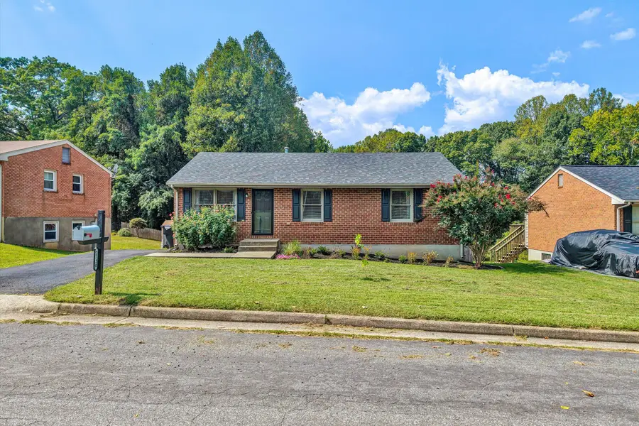 2720 Tulip, Vinton, VA 24179 - #2