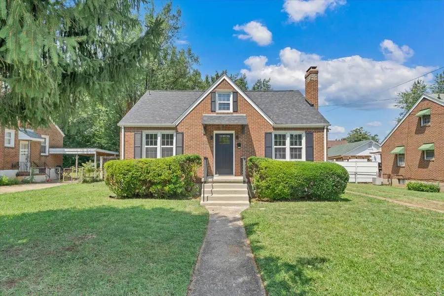 2518 Ravenwood, Roanoke, VA 24012 - #2