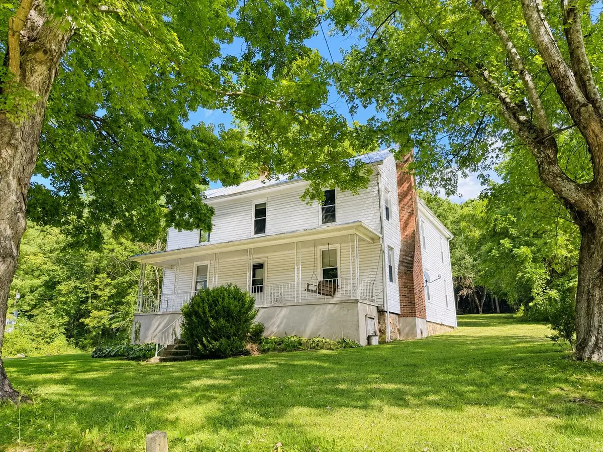 2866 Sam Snead, Hot Springs, VA 24445 - #1