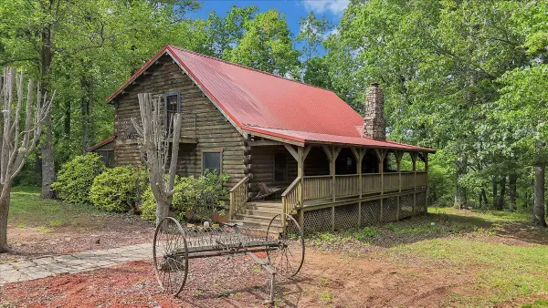 1466 Oak Ridge Farm Rd, Moneta, VA 24121