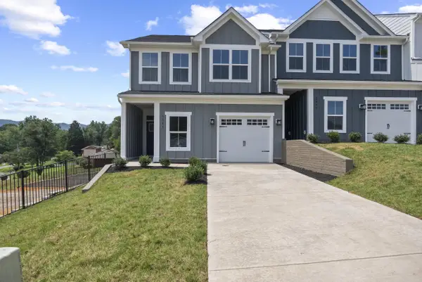 5048 Medmont, Roanoke, VA 24018