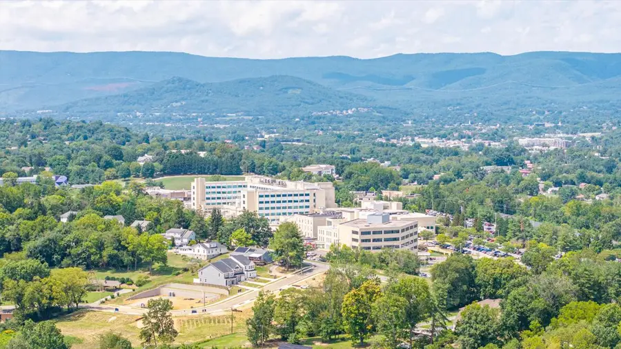105 Medmont, Roanoke, VA 24018 - #3