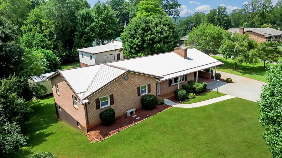 2821 Reed Creek, Bassett, VA 24055 - #2