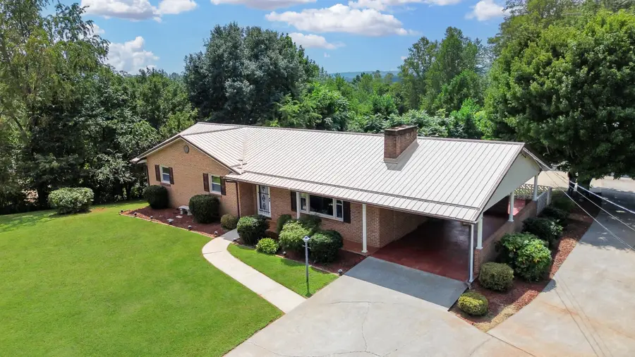 2821 Reed Creek, Bassett, VA 24055 - #3