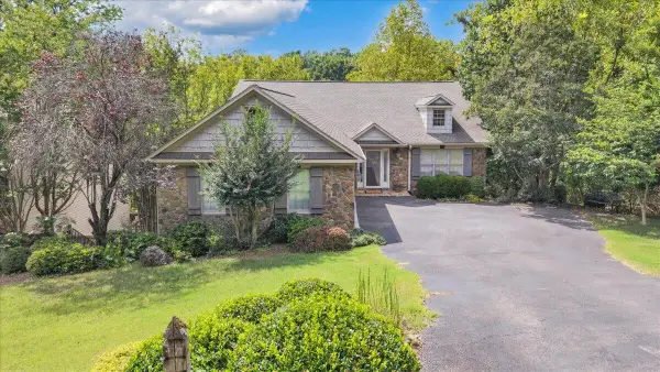 2443 Beverly, Roanoke, VA 24015