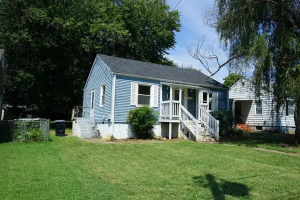 3216 Maplelawn, Roanoke, VA 24012