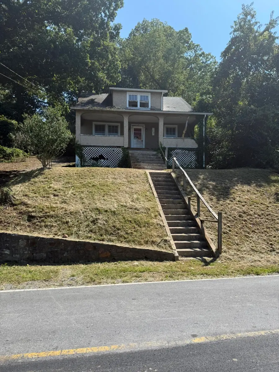 218 E Mallow, Covington, VA 24426 - #2