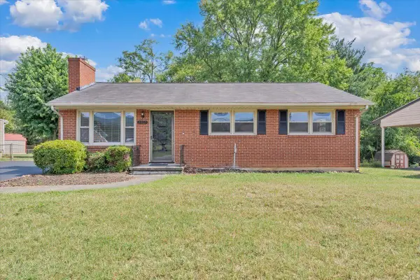 2409 Rollingwood, Salem, VA 24153