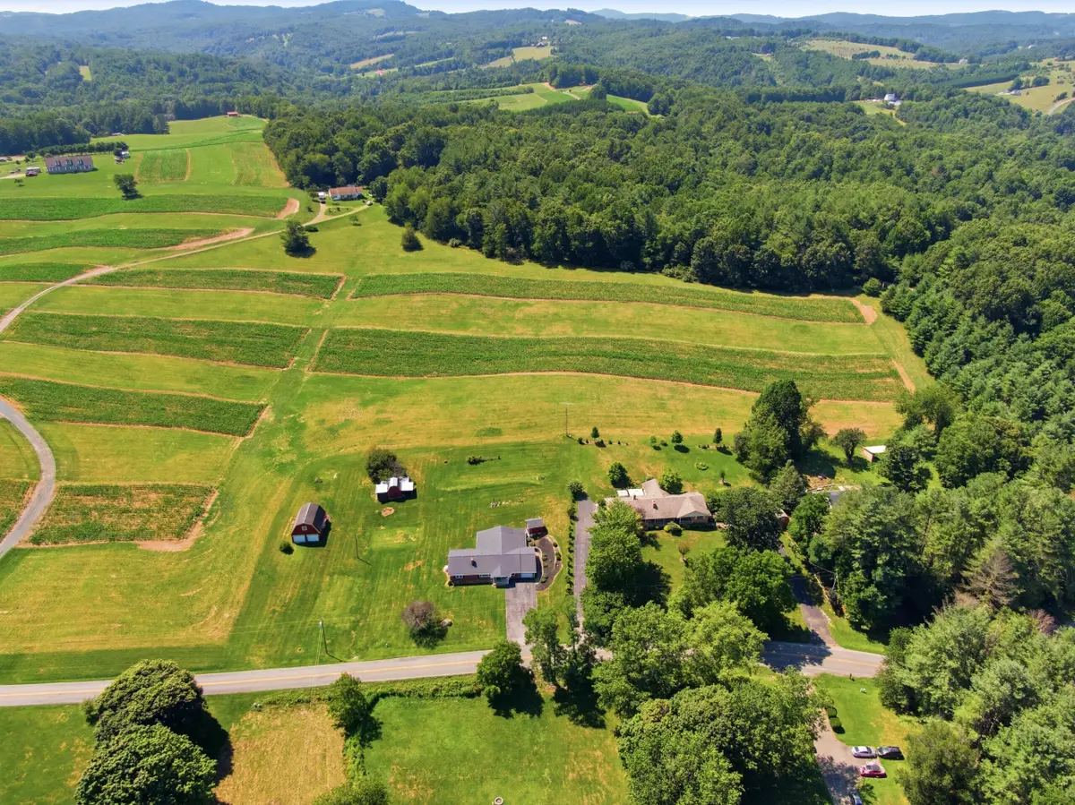 181 Ridgeview, Floyd, VA 24091 - #1