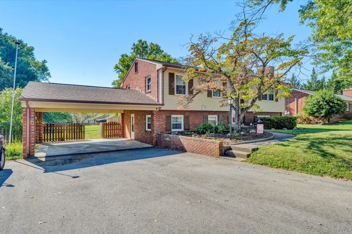 6427 N Barrens, Roanoke, VA 24019 - #1