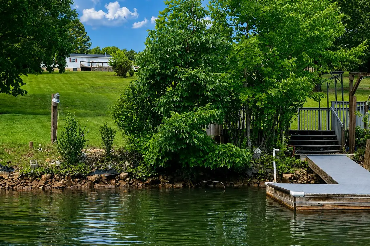 381 Browns Point, Moneta, VA 24121 - #1