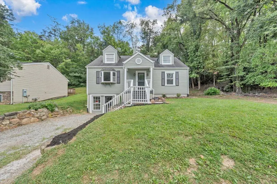 5204 Salem Tpke, Roanoke, VA 24017 - #3
