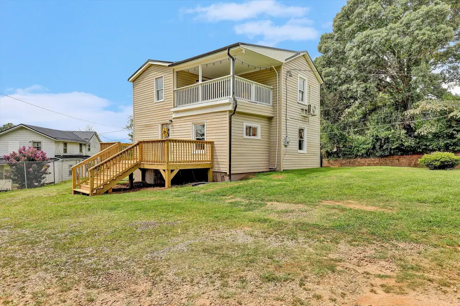 621 Fayette, Martinsville, VA 24112 - #2