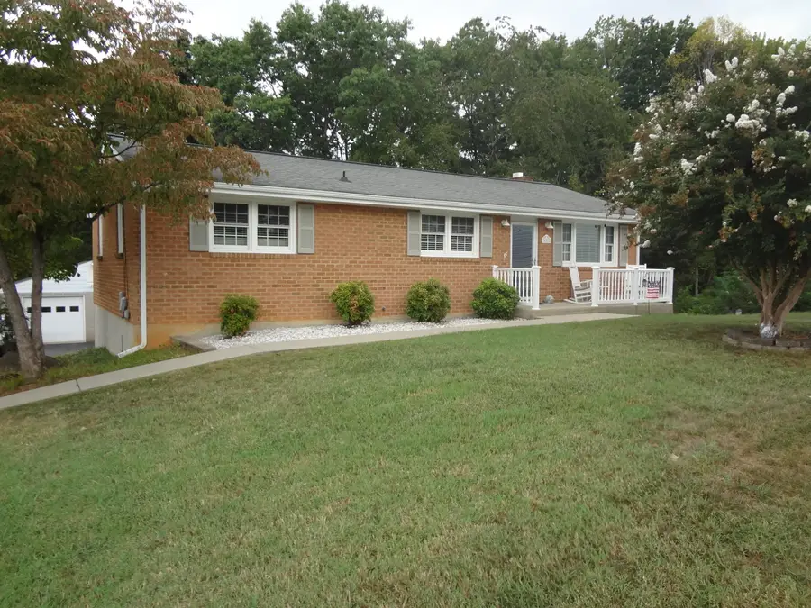 3601 Springvale, Roanoke, VA 24014 - #2