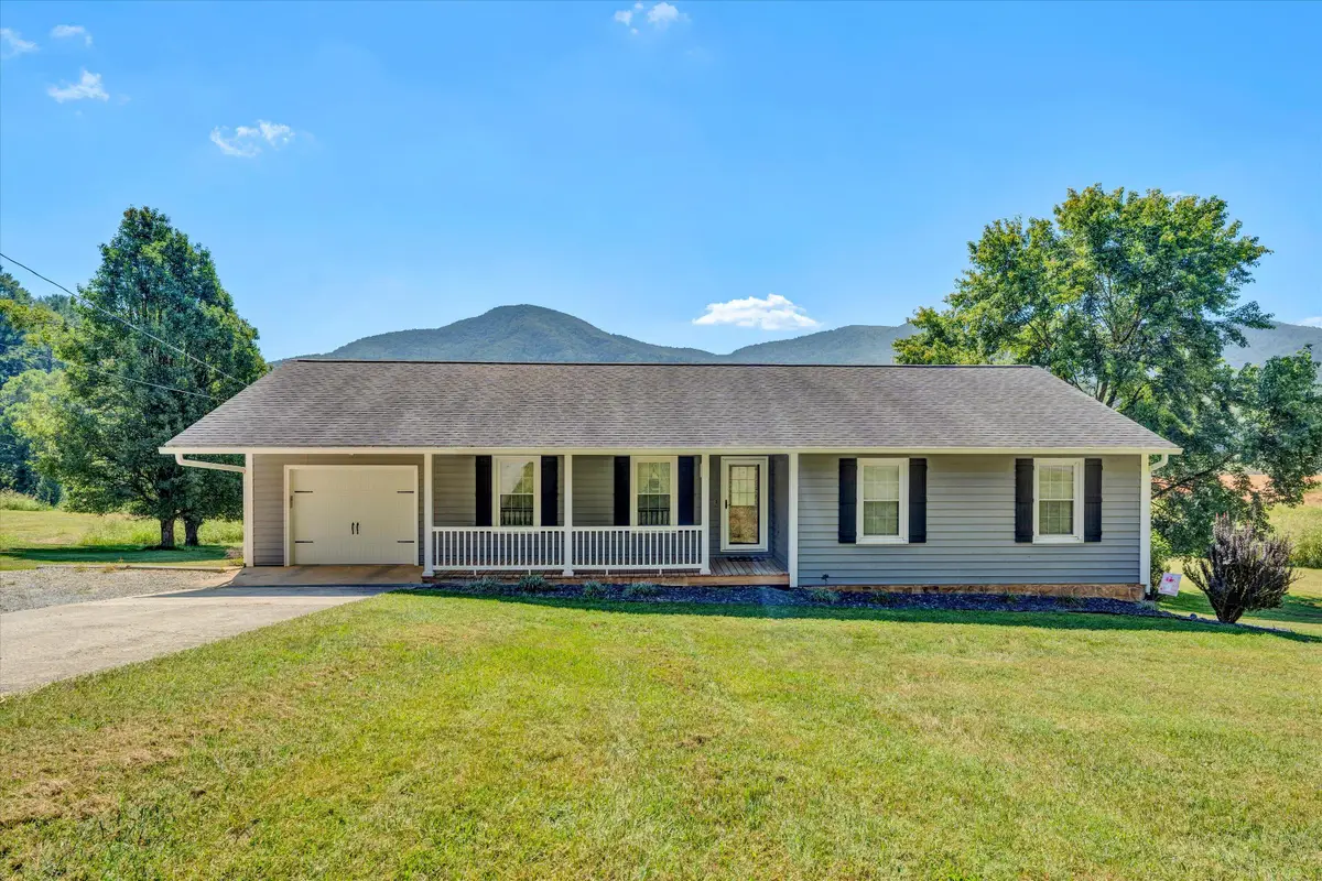 6180 Poage Valley, Roanoke, VA 24018 - #1