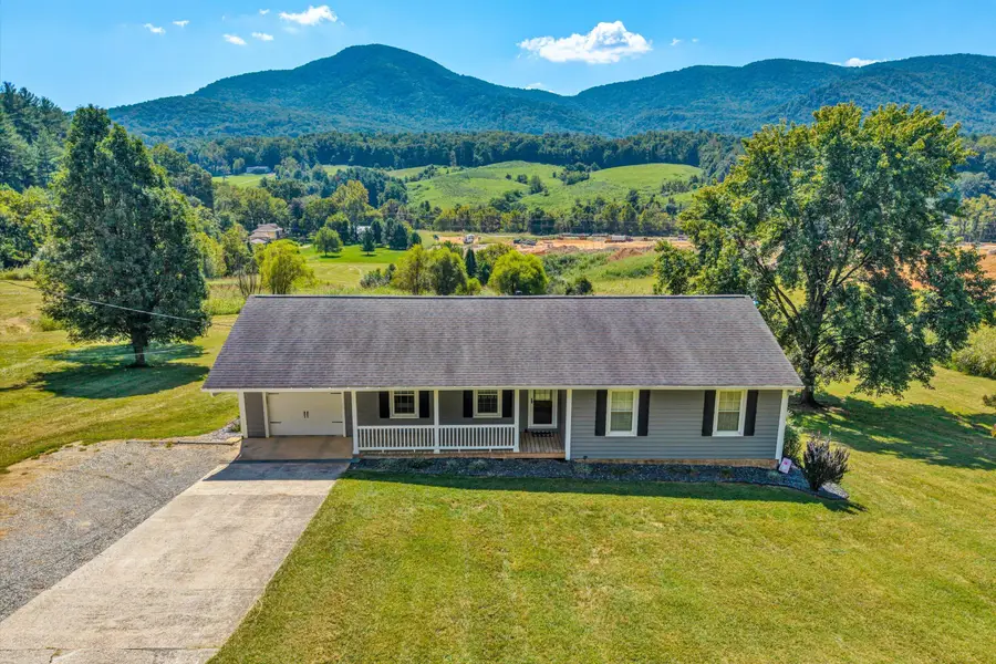 6180 Poage Valley, Roanoke, VA 24018 - #2