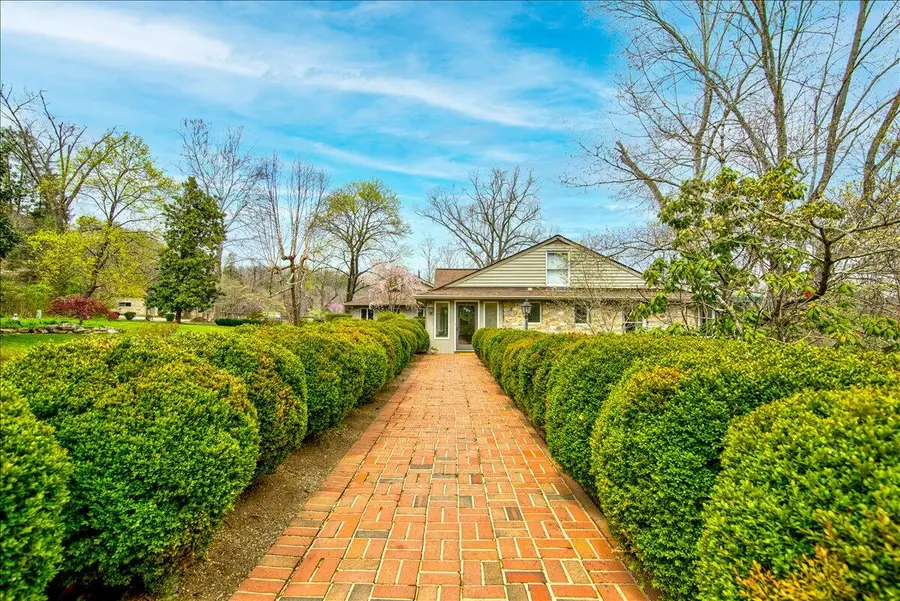 7892 Craig Valley, New Castle, VA 24127 - #2