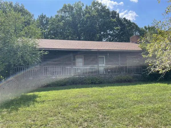 1404 Old Indian, Moneta, VA 24121