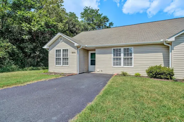 2484 Tuckawana, Roanoke, VA 24017