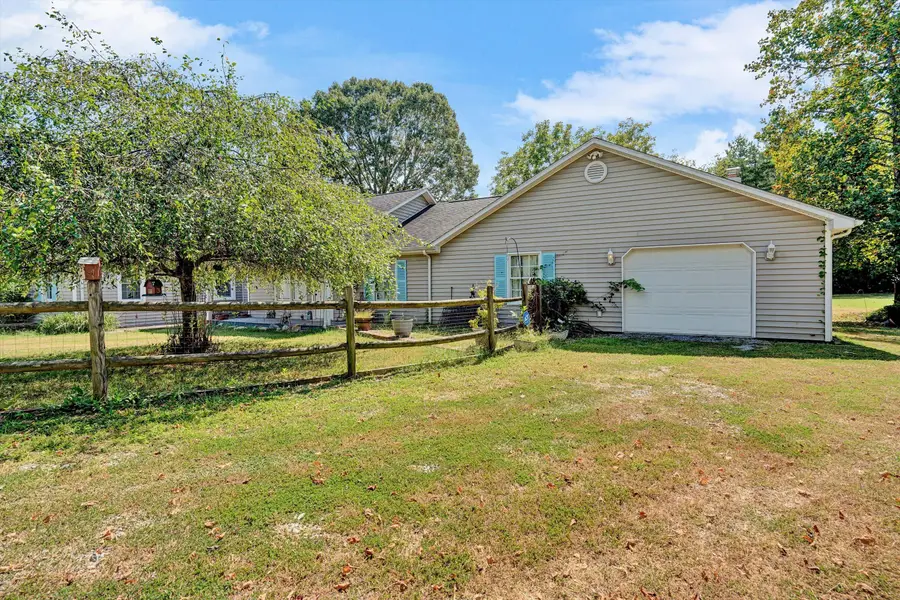 10440 Stewartsville, Vinton, VA 24179 - #3