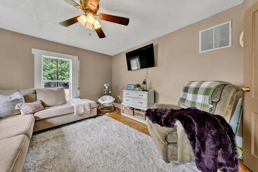 595 Merriman Way, Moneta, VA 24121 - #3