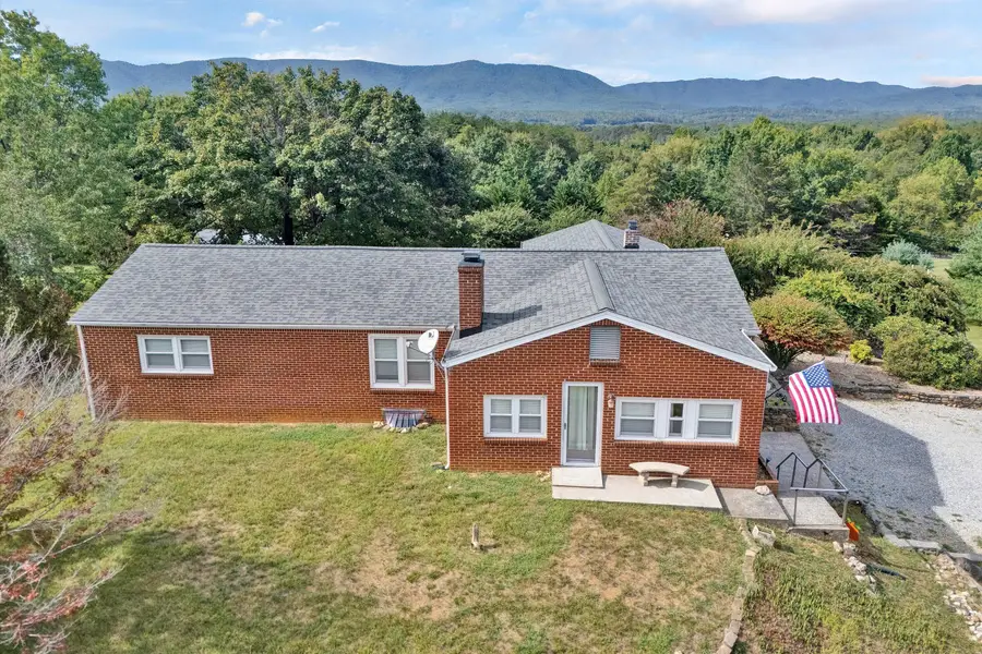 819 Sprinkle, Fincastle, VA 24090 - #3