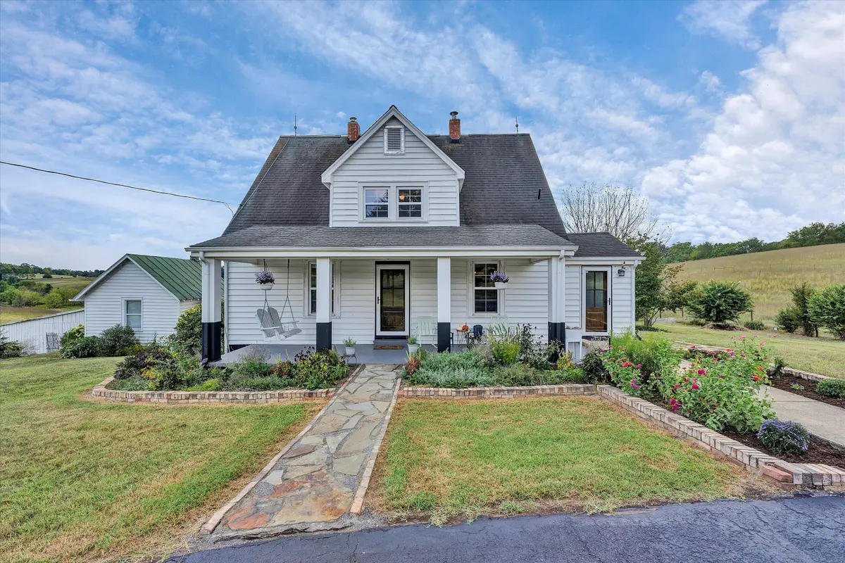 6200 Stewartsville, Moneta, VA 24121 - #1