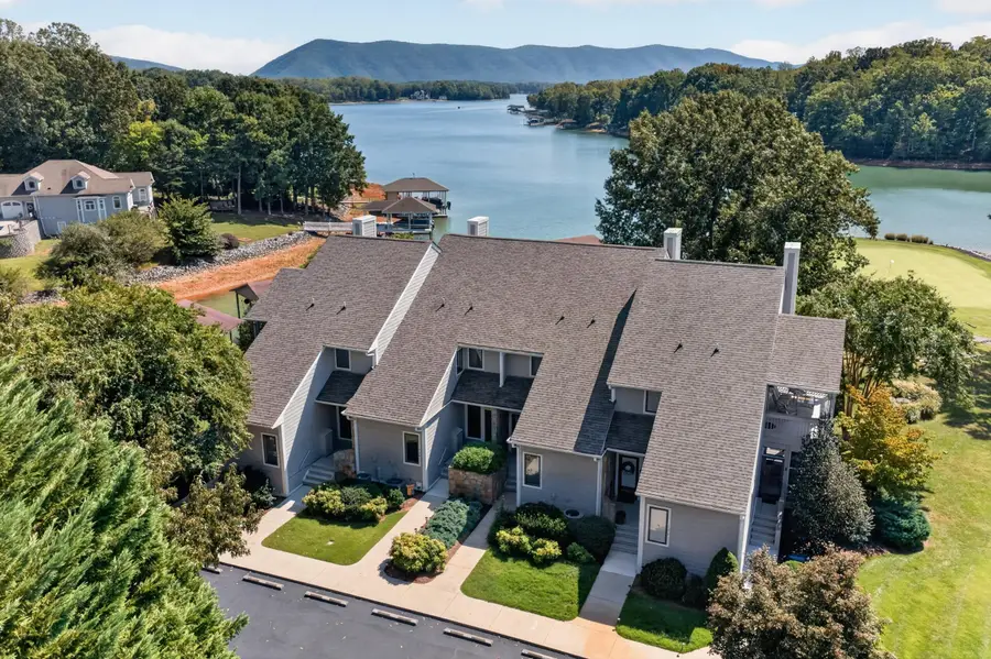 126 Fawn Haven, Huddleston, VA 24104 - #2