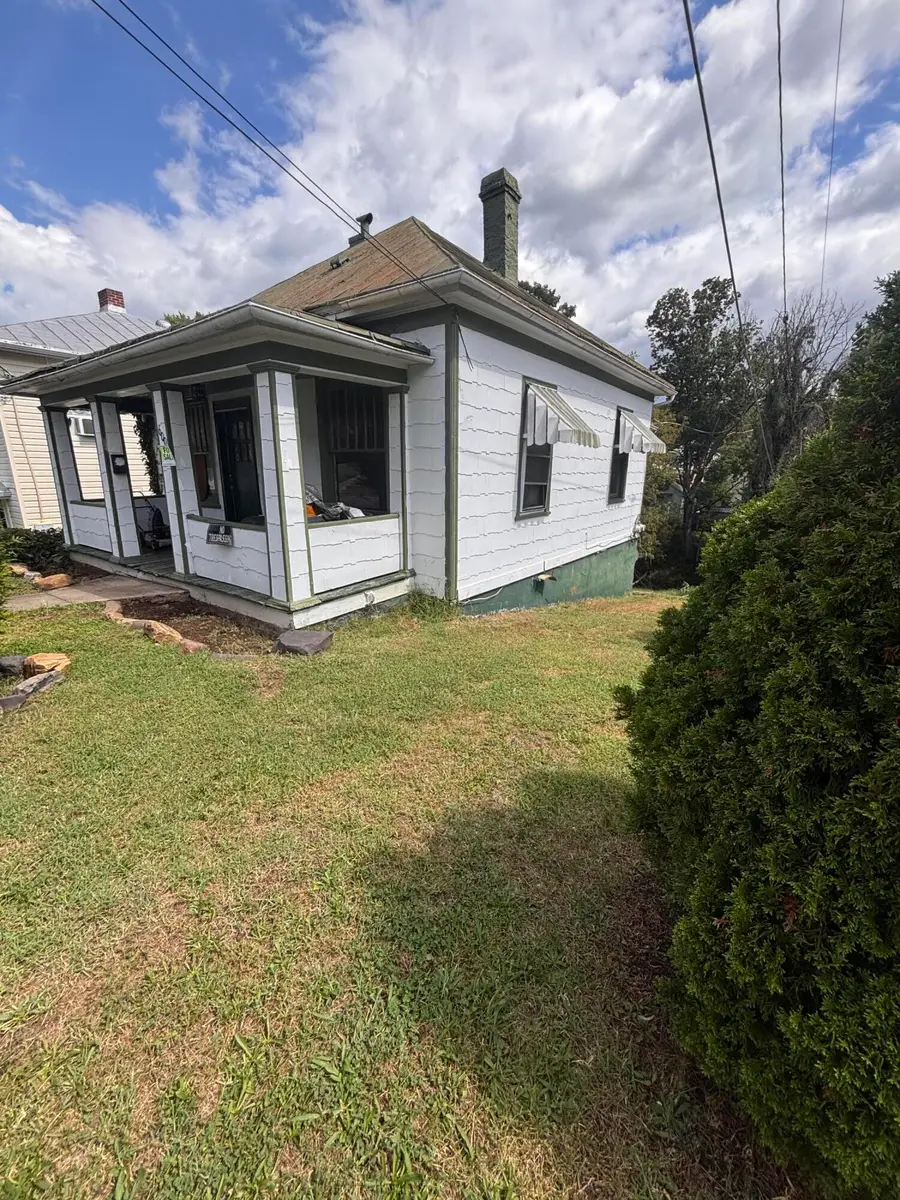 600 Brussels, Clifton Forge, VA 24422 - #2