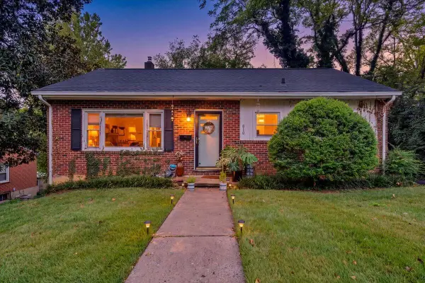 810-812 Welton, Roanoke, VA 24015