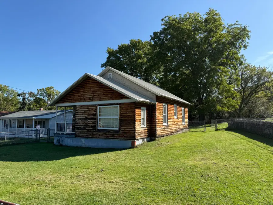 2817 S Carpenter, Covington, VA 24426 - #2