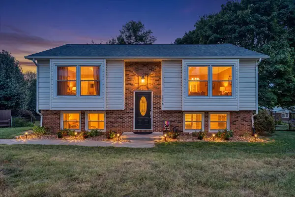 1526 Poplar, Salem, VA 24153