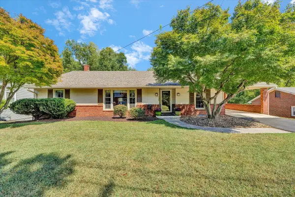 1127 Welch, Roanoke, VA 24015
