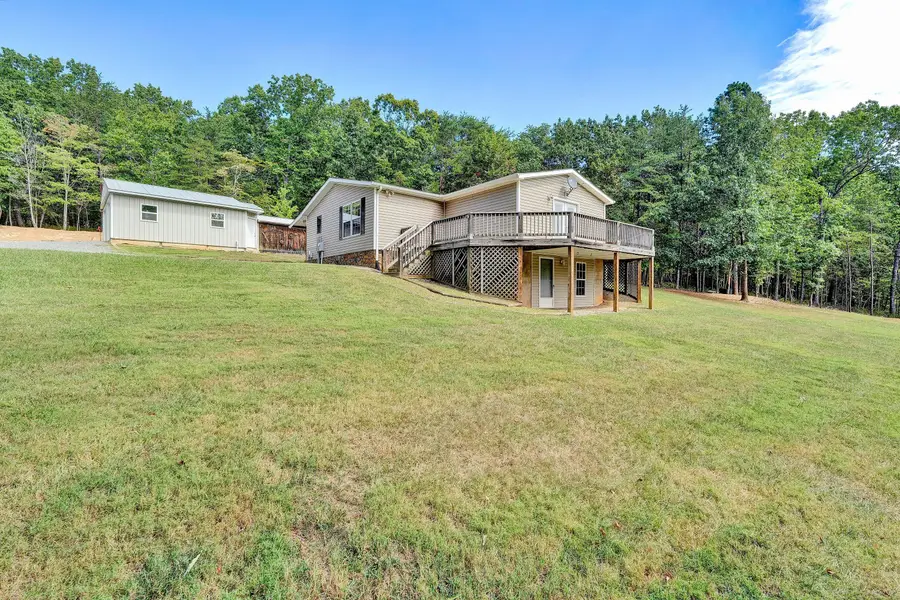 4157 Old Firetrail, Huddleston, VA 24104 - #2