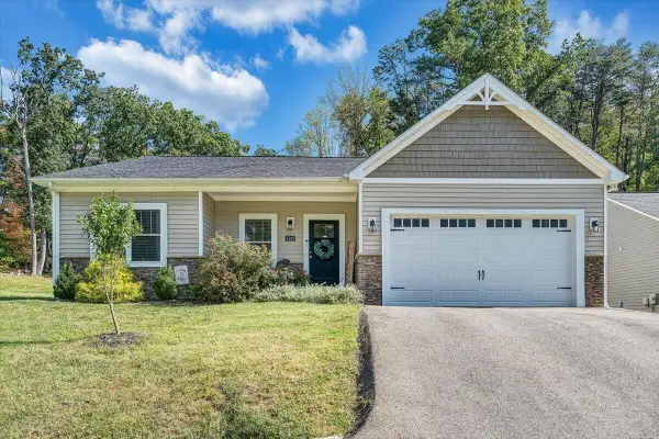 4269 Daugherty, Salem, VA 24153